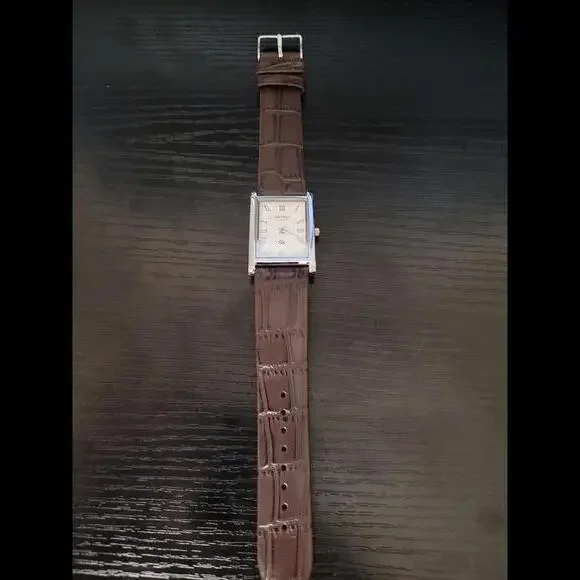 🔥Mint Condition - Rare - Vintage Seiko Slim Tank Quartz Men's Leather Watch